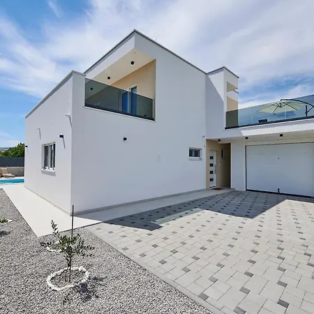 Royal Blue Villa Kastela