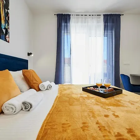 Royal Blue Villa